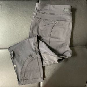 Lululemon Run Inspire Crop II Mesh, size 8